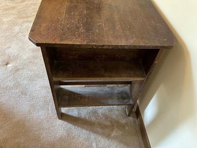 WRITING DESK WITH SIDE SHELVES AND A VINTAGE HORSE PICTURE