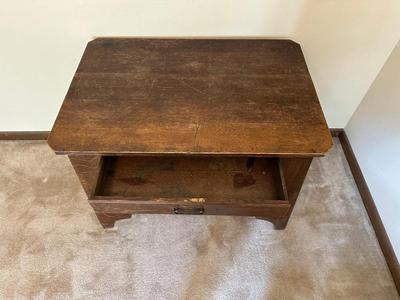 WRITING DESK WITH SIDE SHELVES AND A VINTAGE HORSE PICTURE