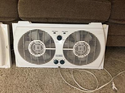 2 WINDOW FANS