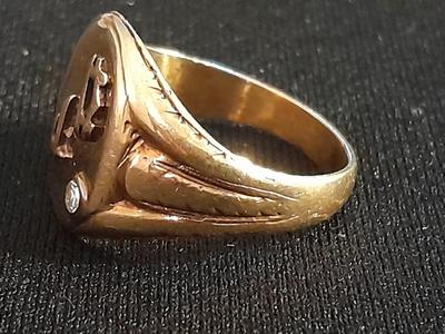14k signet ring with diamond "JD" Initials