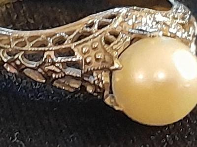 RARE 18K White Gold Filigree Art Deco Pearl Ring 1920s