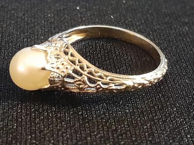 RARE 18K White Gold Filigree Art Deco Pearl Ring 1920s