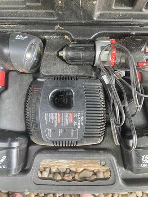 CRAFTSMAN 1/2” 19.2V CORDLESS DRILL/DRIVER AND WORK LIGHT