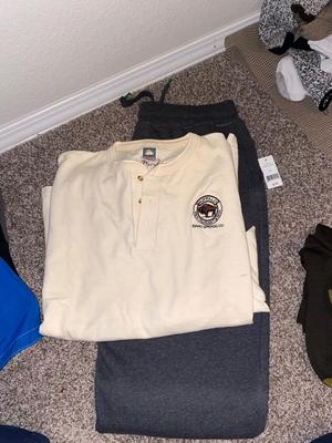 Men’s Shirt, BRAND New Sweatpants and Gold Toe Socks