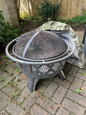 Outdoor firepit