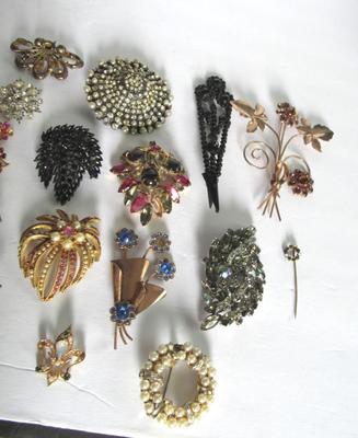 Lot of Vintage Brooches Needing Rhinestones, Some Sterling, Read Description