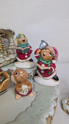 Pendelfin Christmas Scene