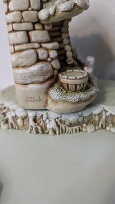 Pendelfin Christmas Scene