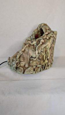 Pendelfin Robins Cave Nightlight