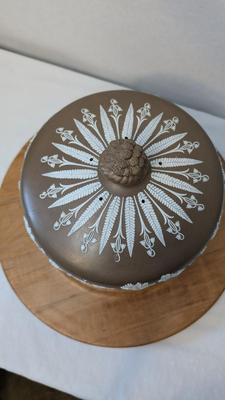 Jasperwood Cheese Cover and Wooden Board