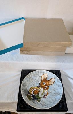New in Box Pendelfin Plates