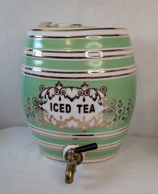 English "Two's Company" Iced Tea Vintage Inspired Decanter