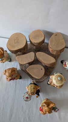 Assorted Pendelfin Rabbit Collectibles