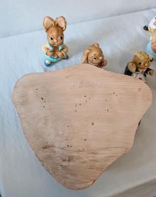 Assorted Pendelfin Rabbit Collectibles