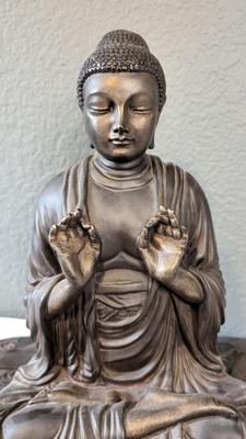 Amida Nyorai Buddha Statue