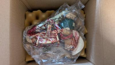 New in Box Pendelfin Family Circle Assortment