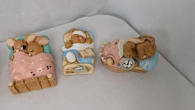 Pendelfin Snuggled In Rabbit Collection