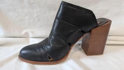 Ladies Closed Toe Shoe and Boot Assortment