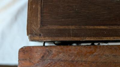 Antique Heterodyne Tube Radio Cabinet