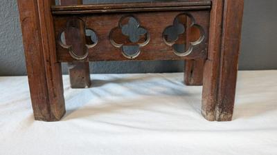 Antique Heterodyne Tube Radio Cabinet