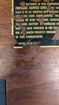 Antique Heterodyne Tube Radio Cabinet