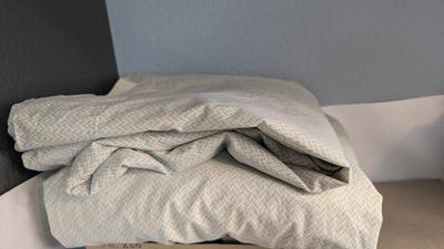 Assorted Linens