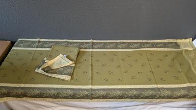 Table and Tea Linens