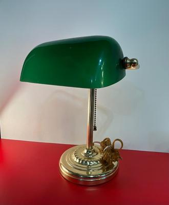 Green Glass Top Banker Lamp 11’x13’