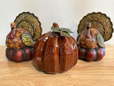 Ceramic/glass turkeys, pumpkin and 4 candle turkeys