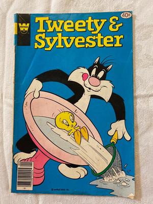 Vintage comic book lot #1 Tweety & Sylvester