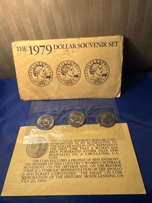 The 1979 DOLLAR SOUVENIR SET SUSAN B Anthony