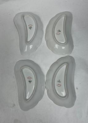 Haviland & Co. Limoges Bone Dishes Set of 4 White w Blue Flowers