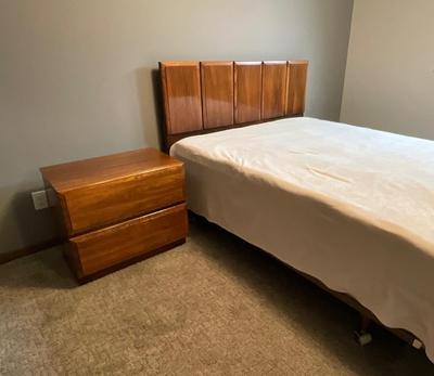 Complete Set of Beautiful Solid Wood bedroom furniture