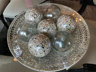 Pier1 Mirrored bowl/balls decor