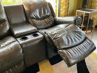 Electric LazBoy 2 seat recliner