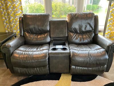 Electric LazBoy 2 seat recliner