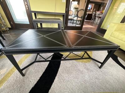 Set of 3 living room tables with faux leather tops