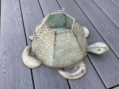 Turtle lantern