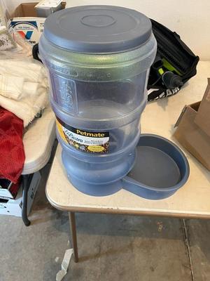 Automatic Pet Feeder