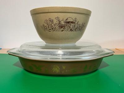 Pyrex dishes
