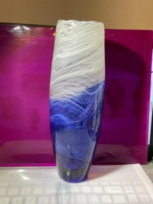 Vintage Mid-Century Modern Art Glass Spun Blue/White Vase 10" Tall in Good Preowned Condition.