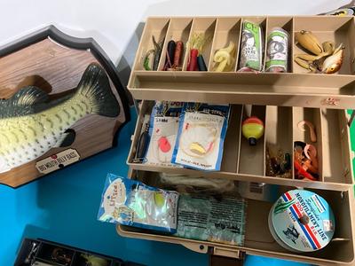 Big Mouth Billy Bass with Tackle Box