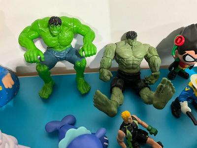 Action figures lot 2