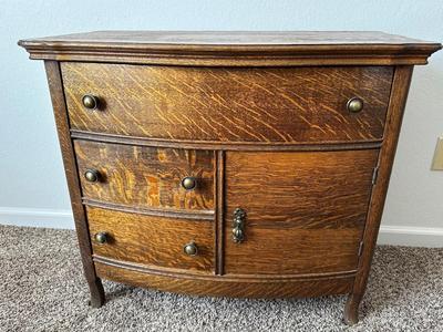 ANTIQUE CHEST AND WOOD FRAMED WALL MIRROR