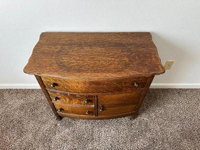 ANTIQUE CHEST AND WOOD FRAMED WALL MIRROR