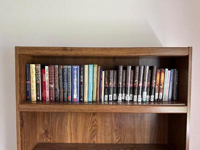 AN ASSORTMENT OF BOOKS (1)