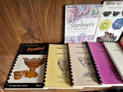 AN ASSORTMENT OF BOOKS (7)