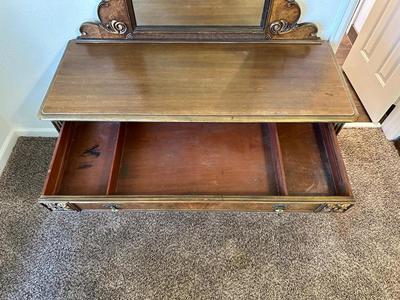 BEAUTIFUL ORNATE ANTIQUE VANITY WITH STOOL