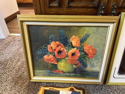 SIGNED OIL PAINTING AND WALL DECOR
