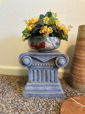 PLANT STANDS, FLOWER POTS & CLAY VASE
